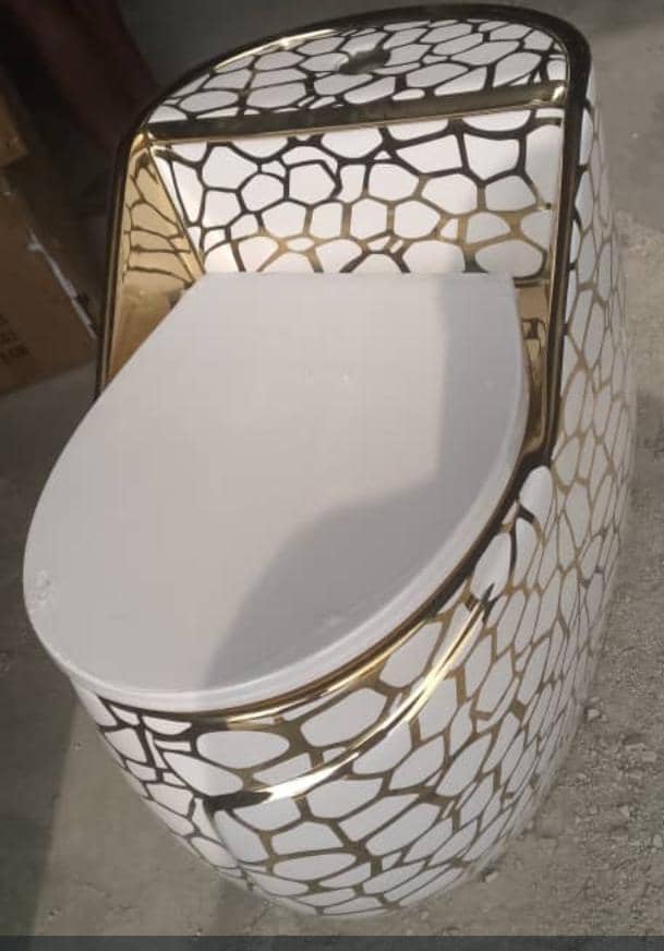 Choice Jonad WC Seat and Tank